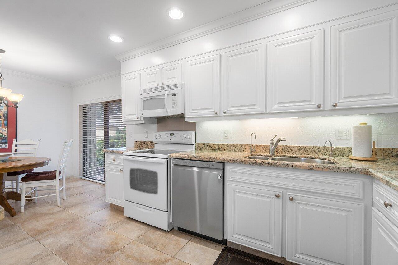 6 Westgate Lane Unit: A