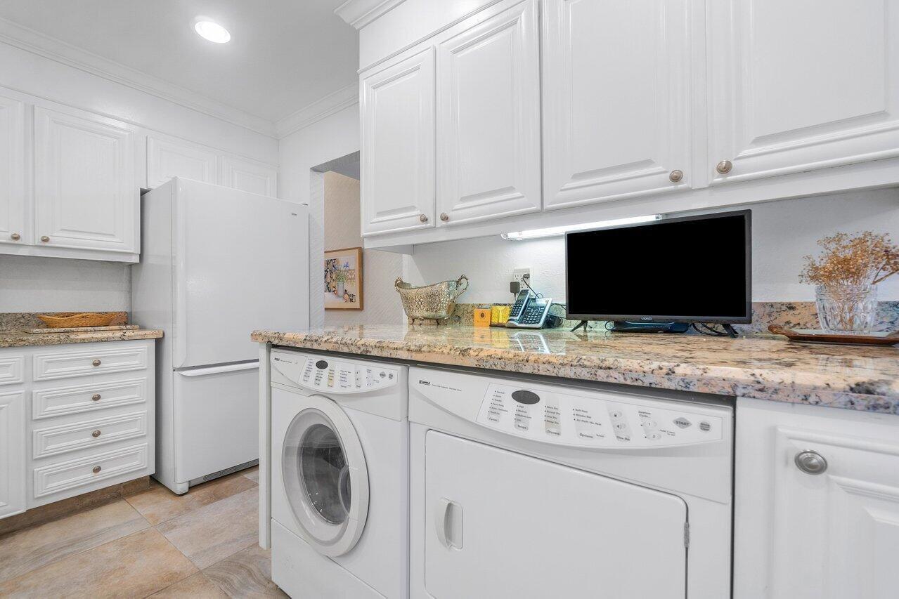 6 Westgate Lane Unit: A