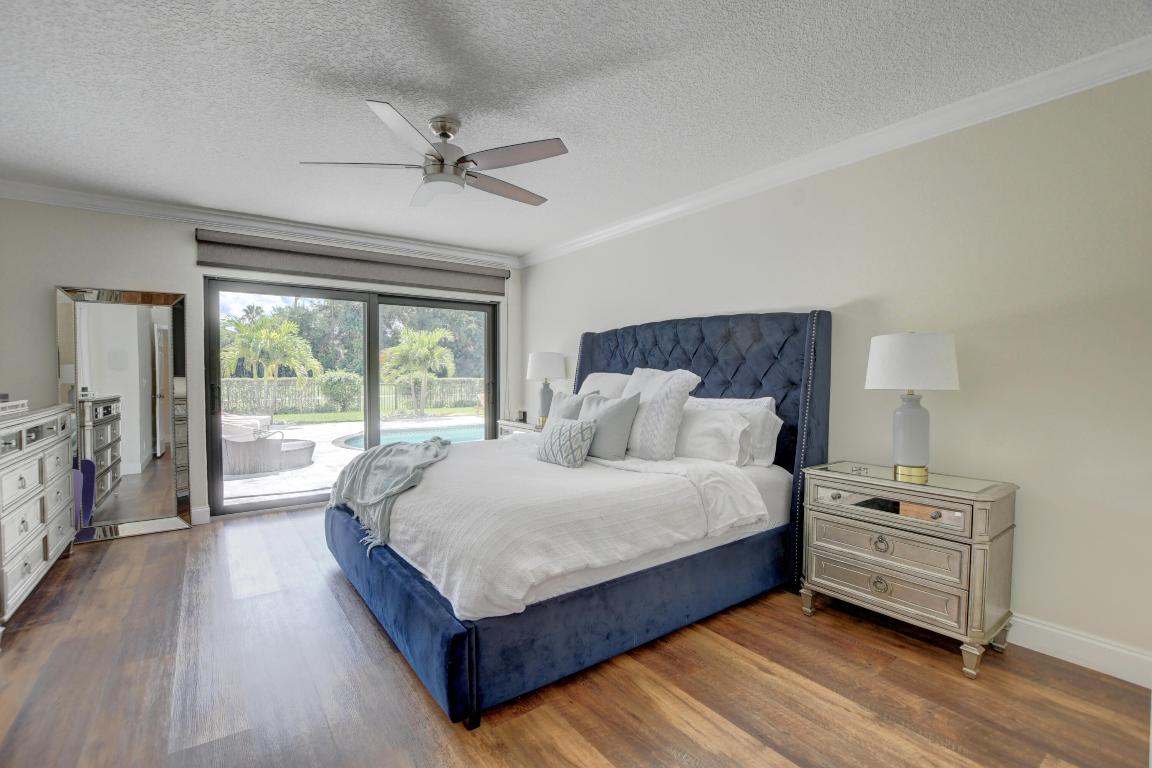 10198 Boca Woods Lane, Boca Raton