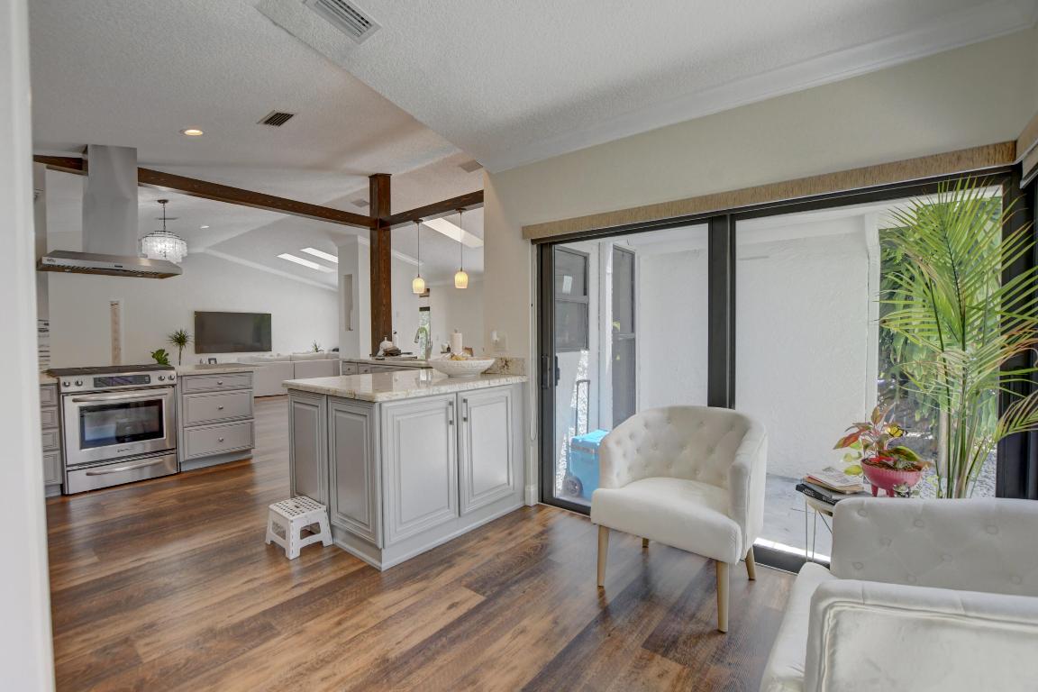 10198 Boca Woods Lane, Boca Raton