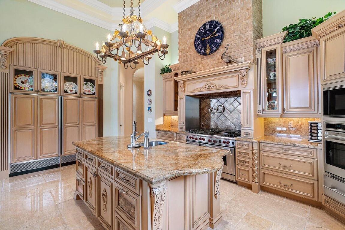 8465 Twin Lake Drive
