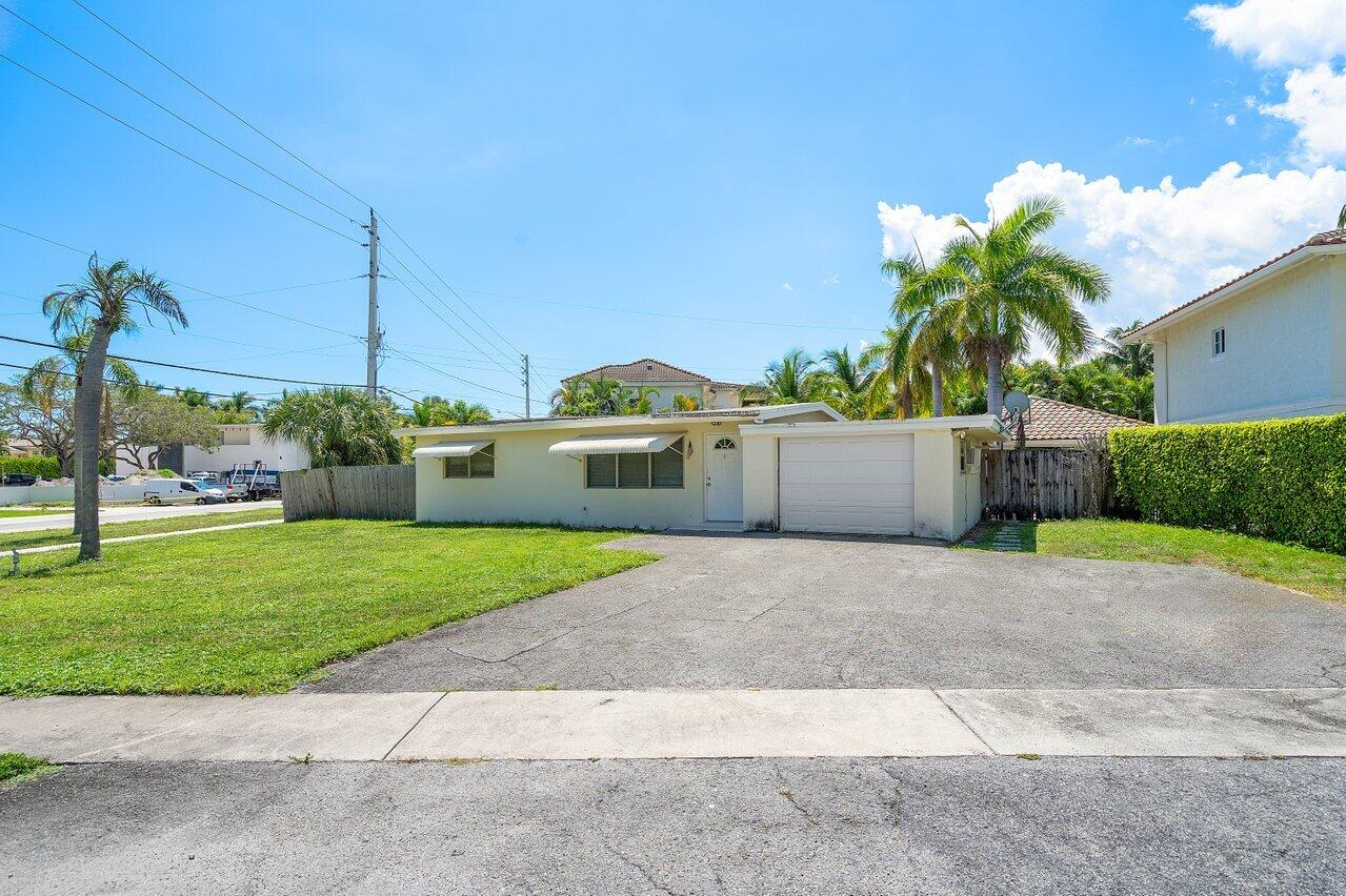 498 NE 6th Street, Boca Raton
