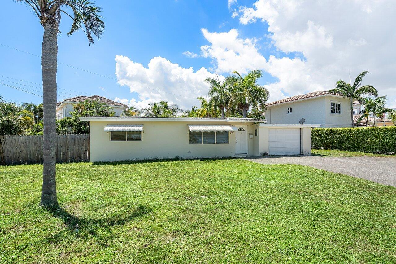 498 NE 6th Street, Boca Raton