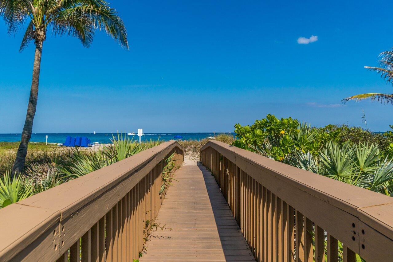 2494 S Ocean Boulevard C5, Boca Raton Unit: C5