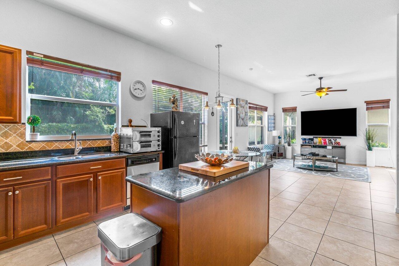 4180 Key Lime Boulevard Unit: 4180
