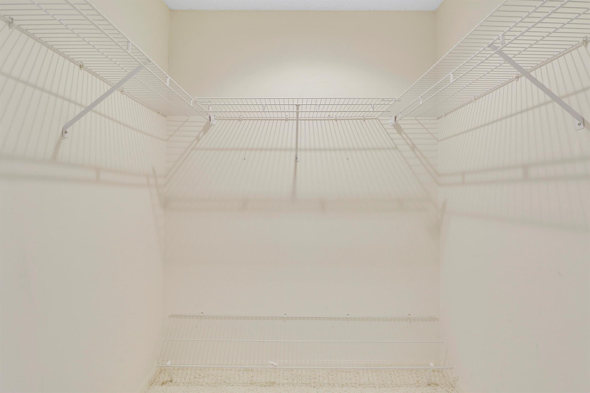 6102 SE Landing Way Unit: 15