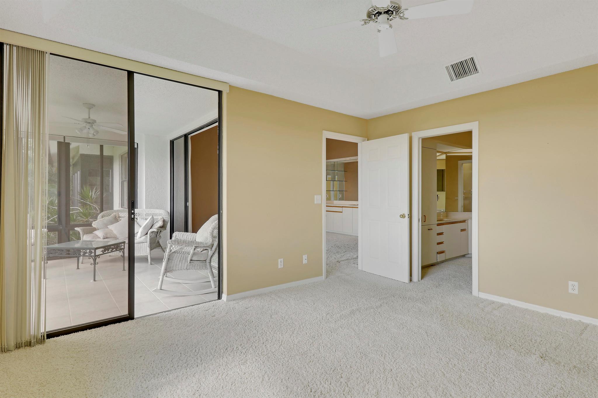 6102 SE Landing Way Unit: 15