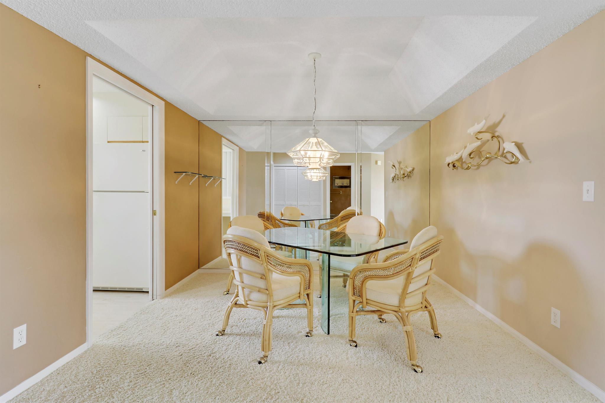 6102 SE Landing Way Unit: 15