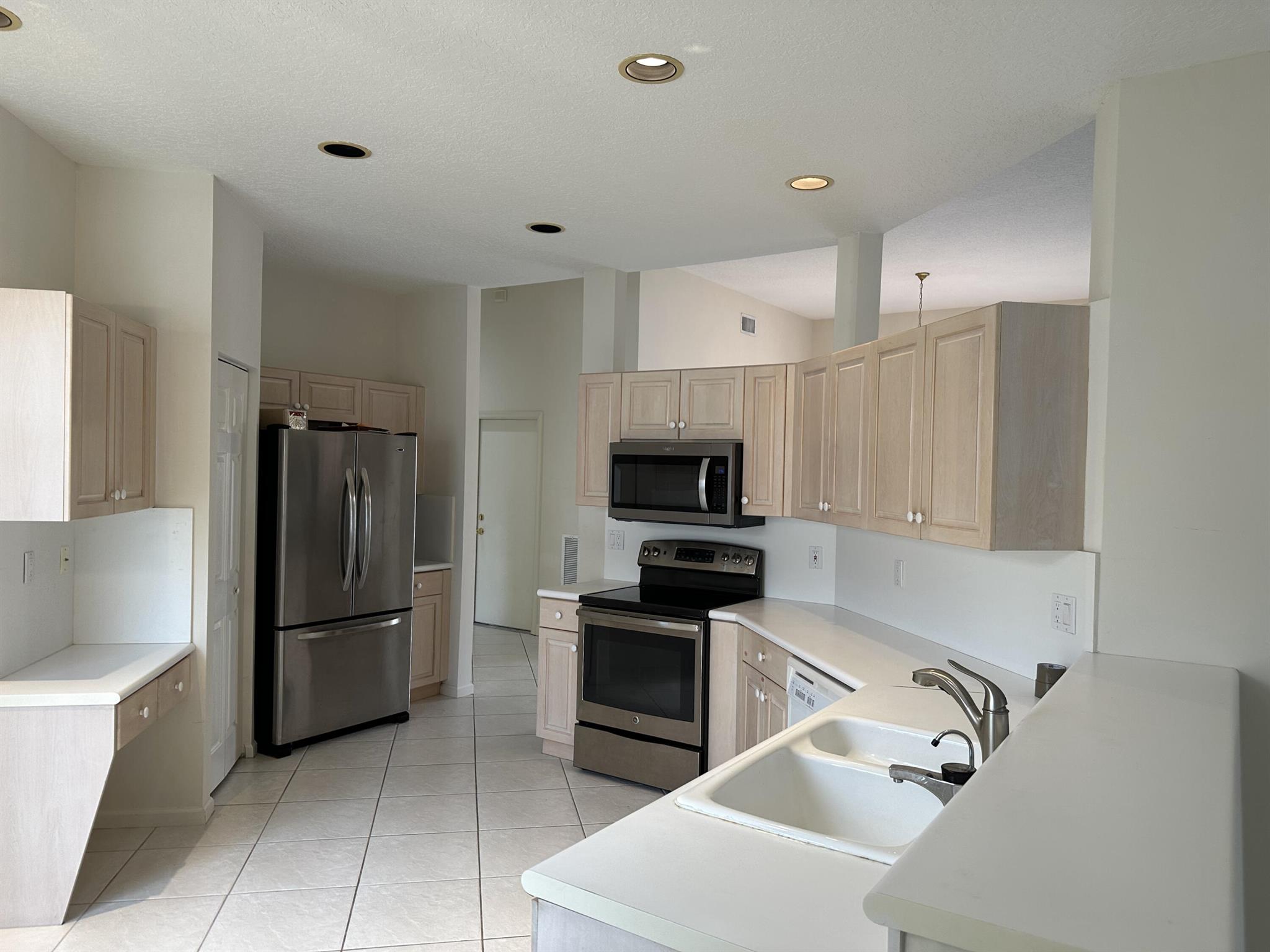 5910 Grand Harbour Circle