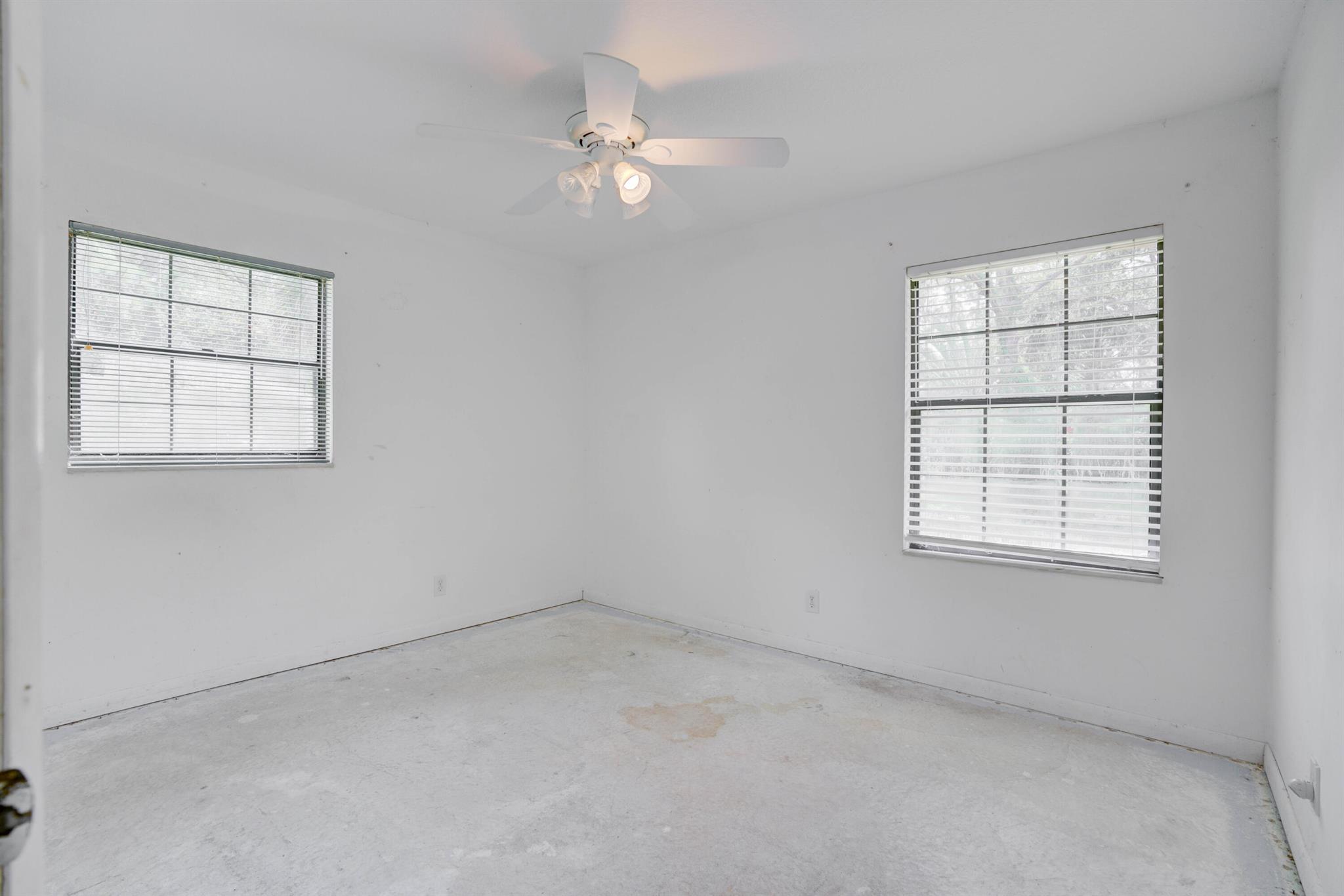 13226 156th Street N