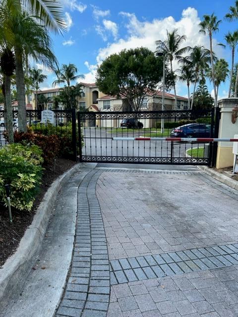15185 Michelangelo Boulevard Unit: 106