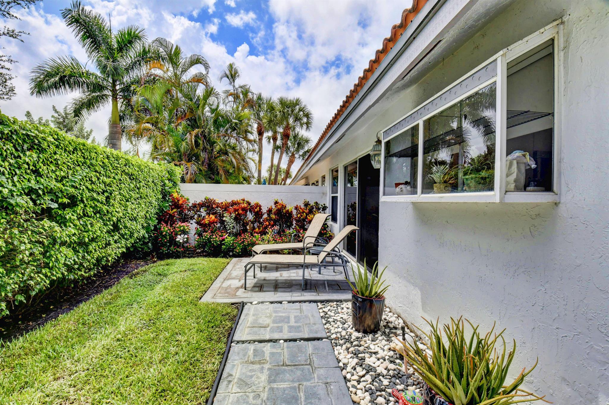 2232 NW 52nd Street