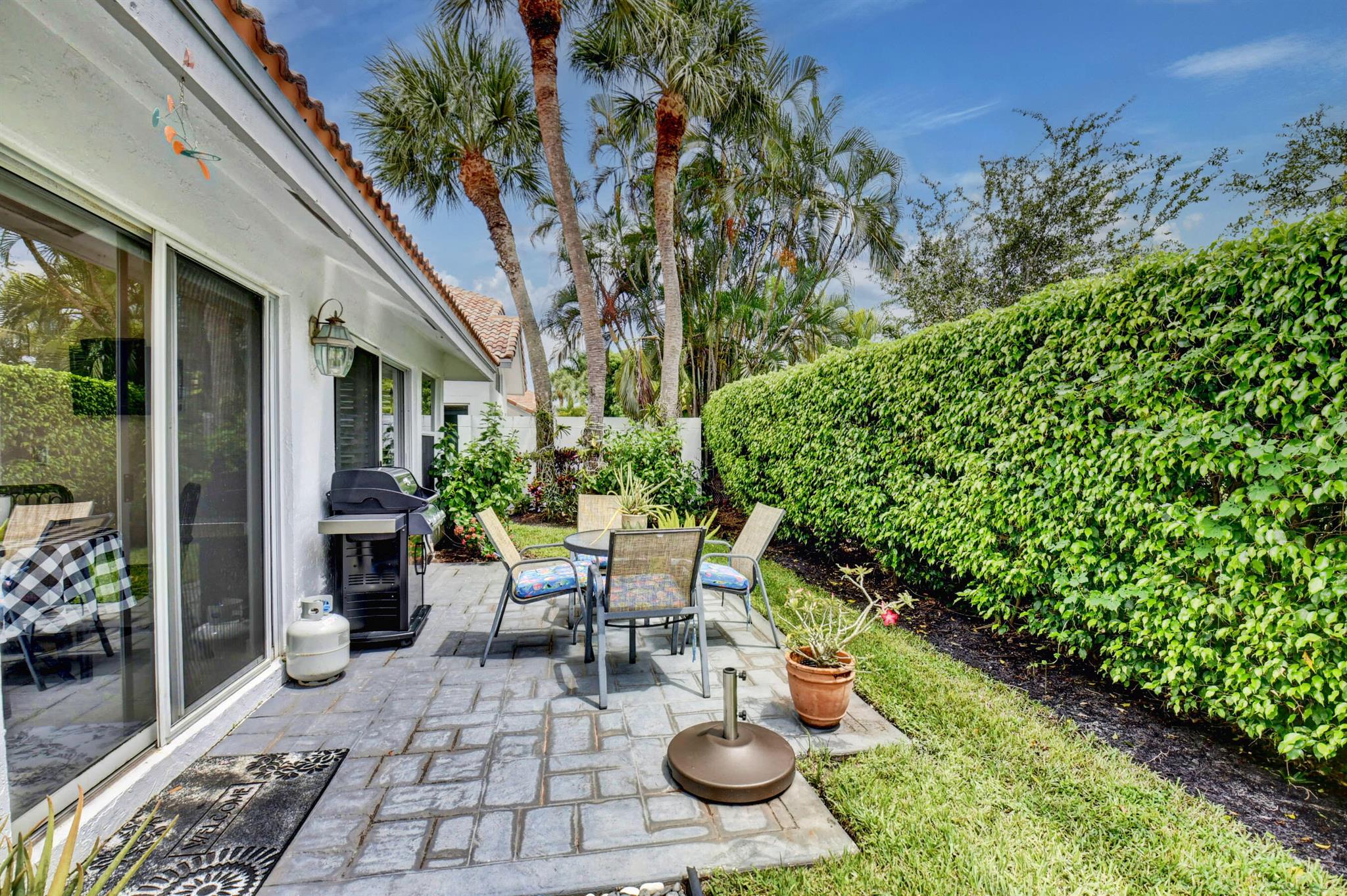 2232 NW 52nd Street
