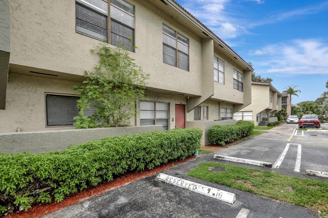 2566 Coral Springs Drive 2566, Coral Springs Unit: 2566