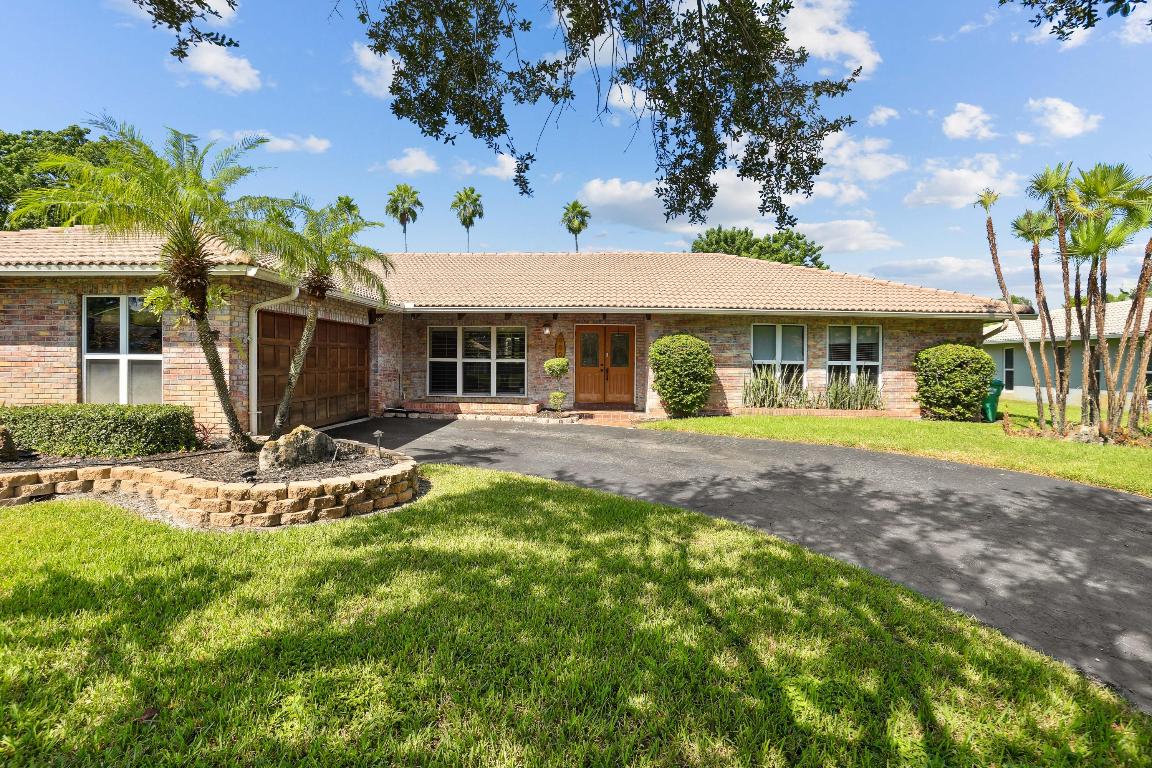 660 NW 101 Ter Terrace