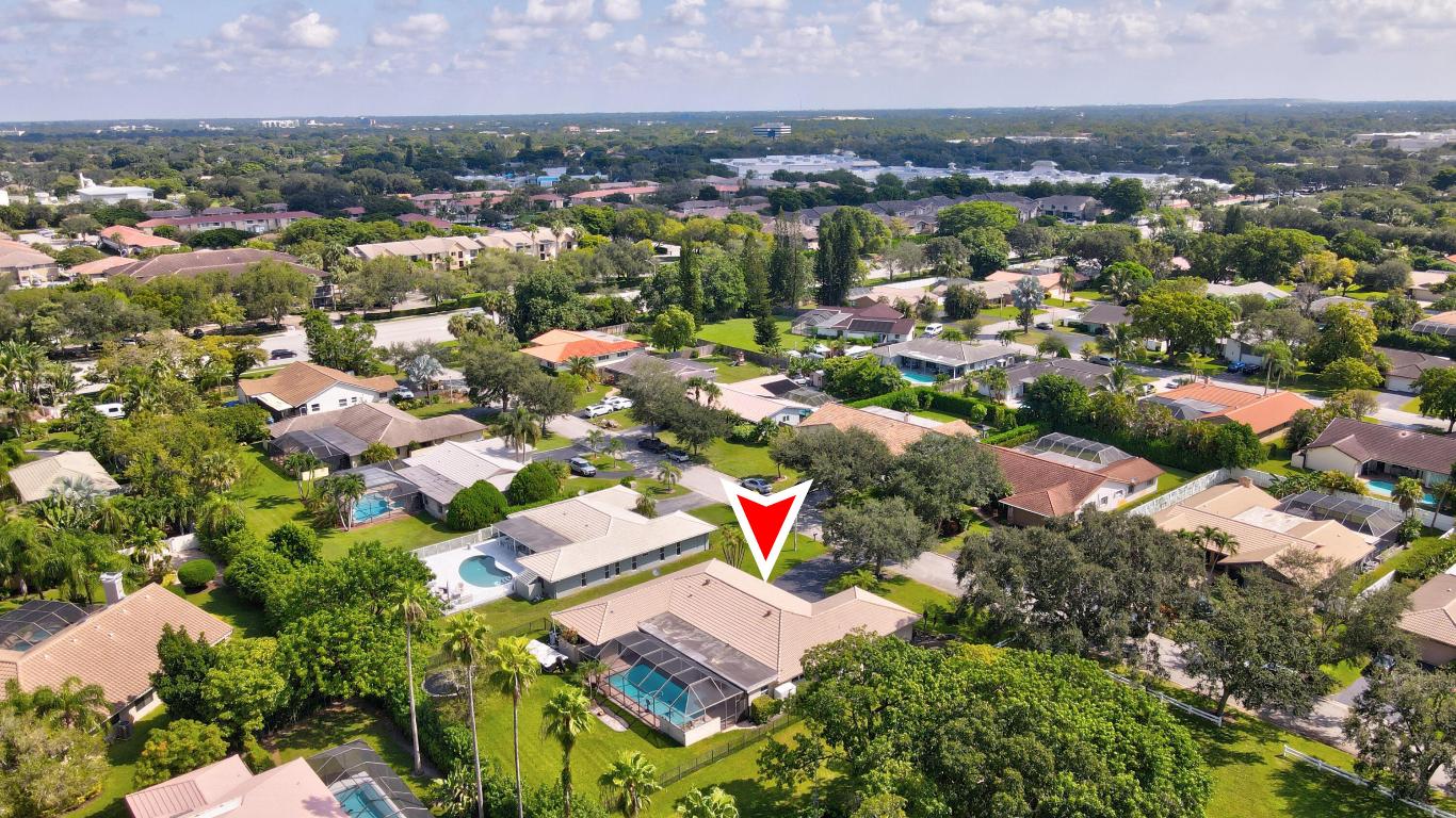 660 NW 101 Ter Terrace