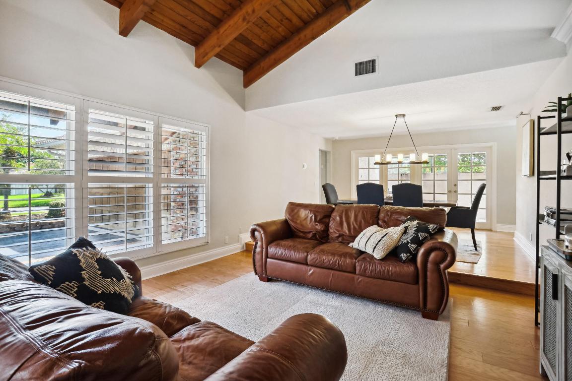 660 NW 101 Ter Terrace