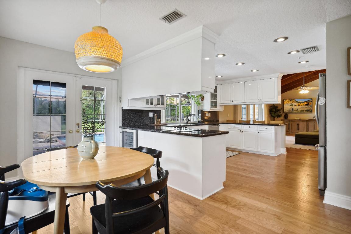 660 NW 101 Ter Terrace