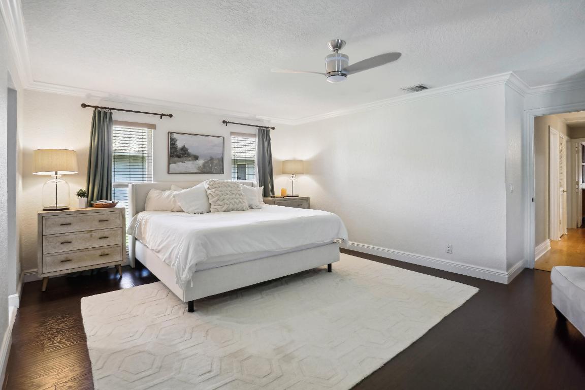 660 NW 101 Ter Terrace