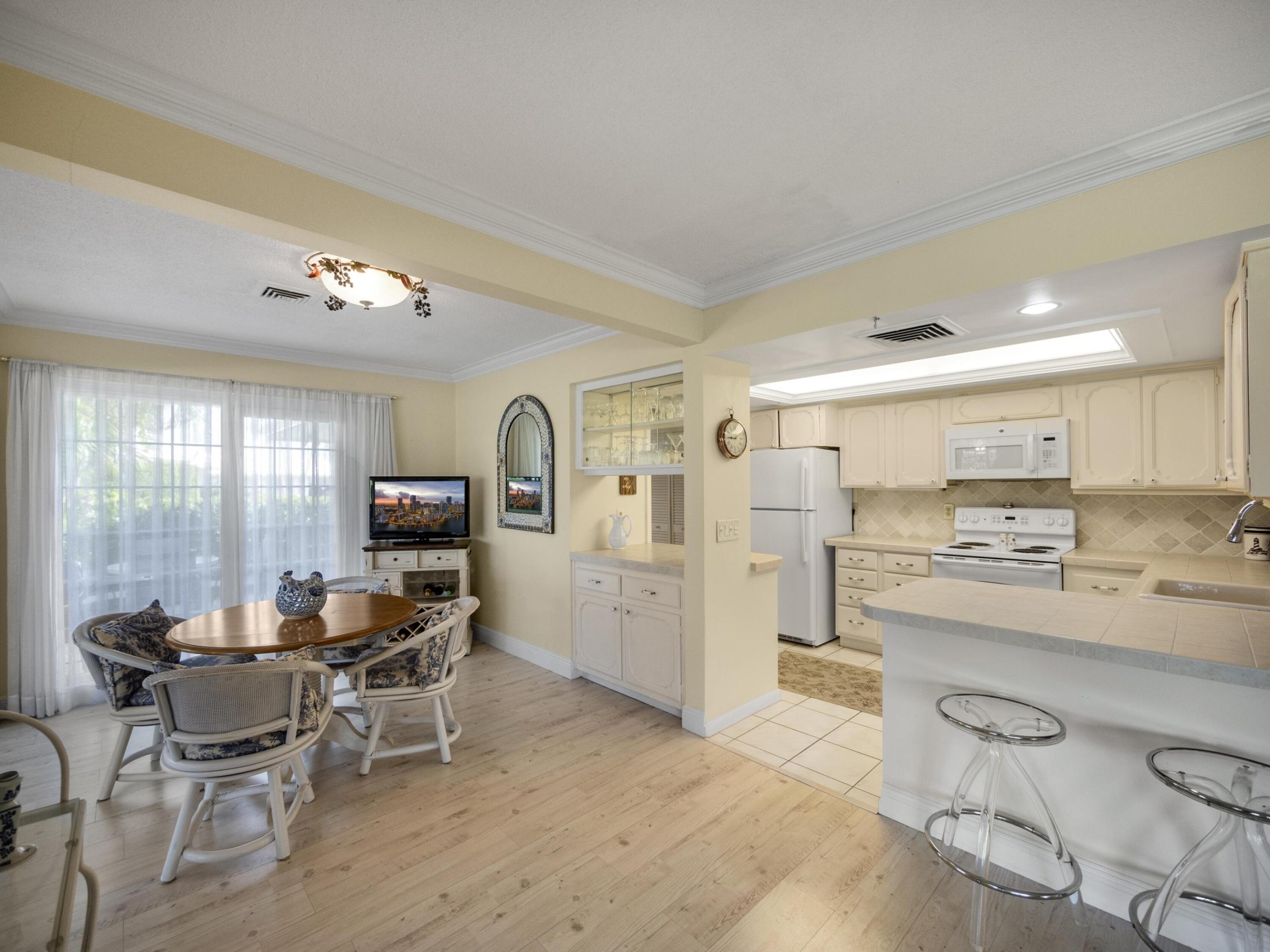 119 Driftwood Circle, Atlantis