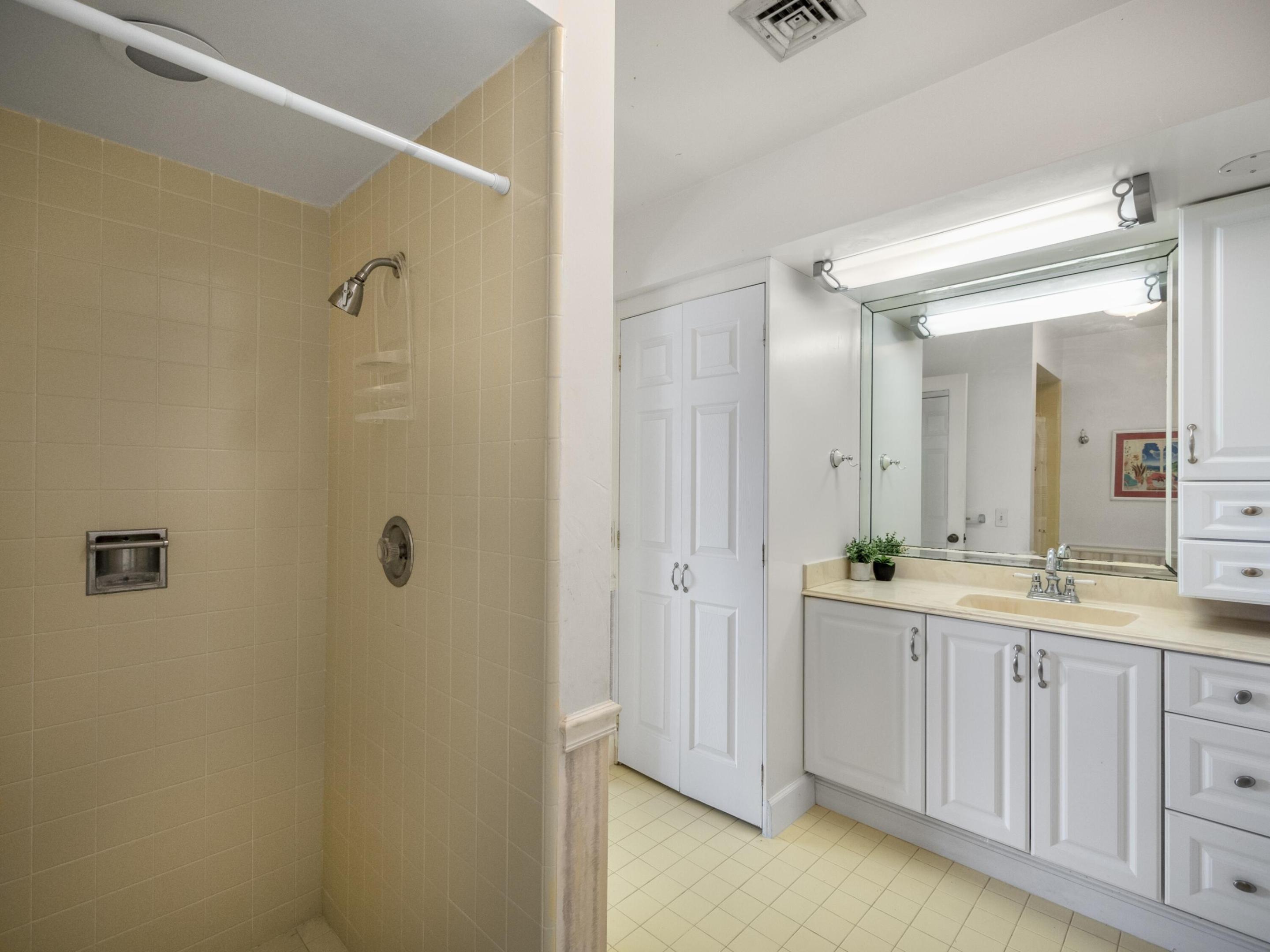 119 Driftwood Circle, Atlantis