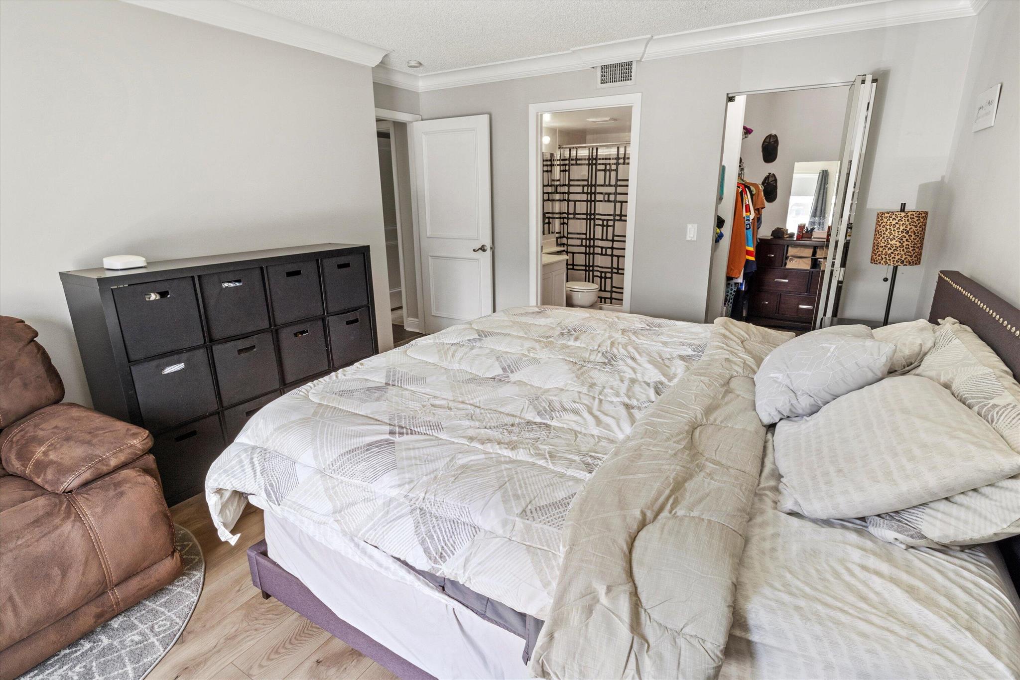 13830 Oneida Drive Unit: B2