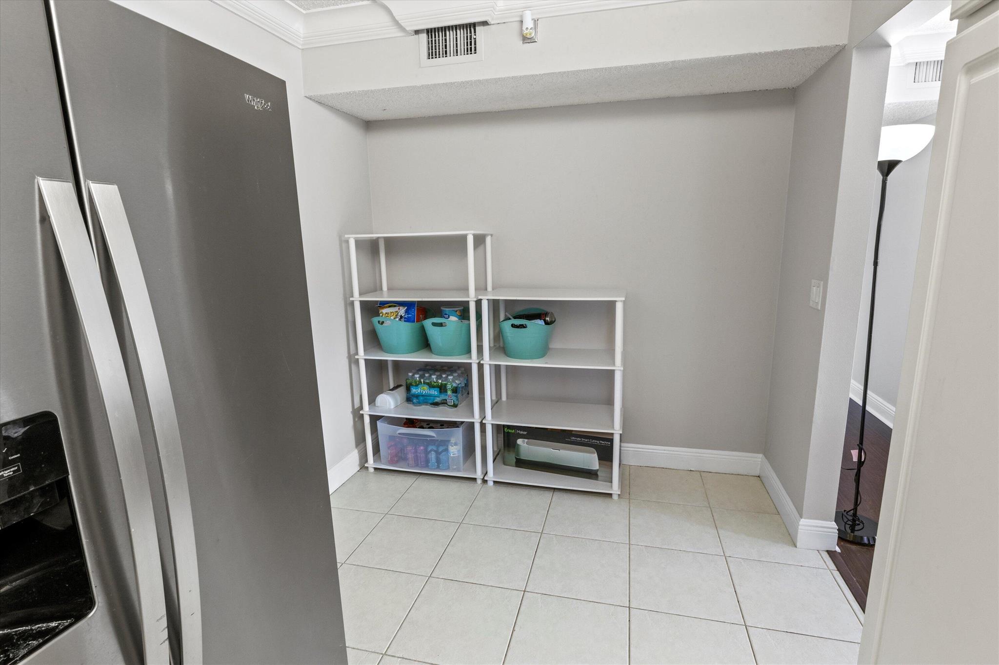 13830 Oneida Drive Unit: B2