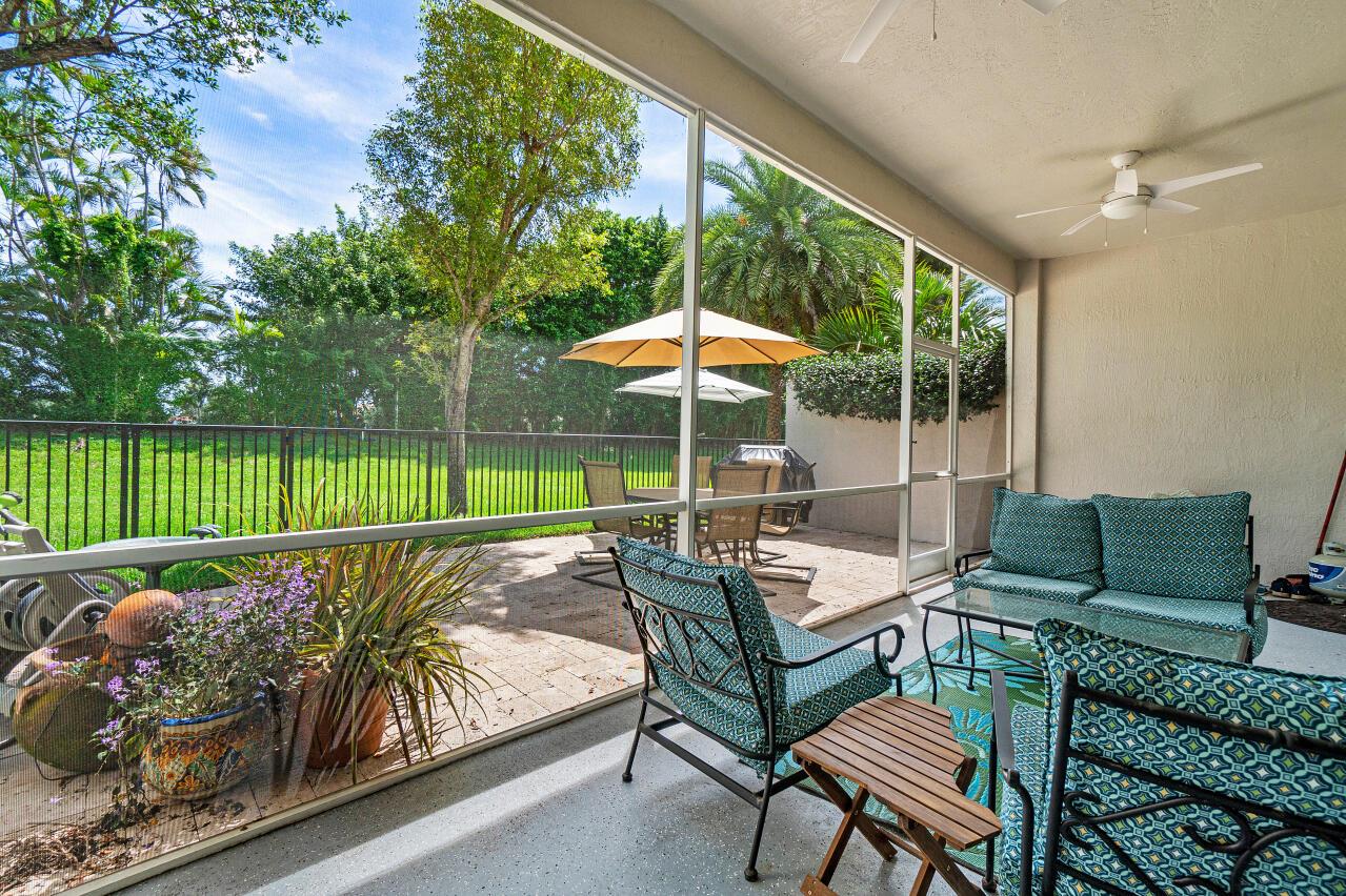 5743 Via De La Plata Circle