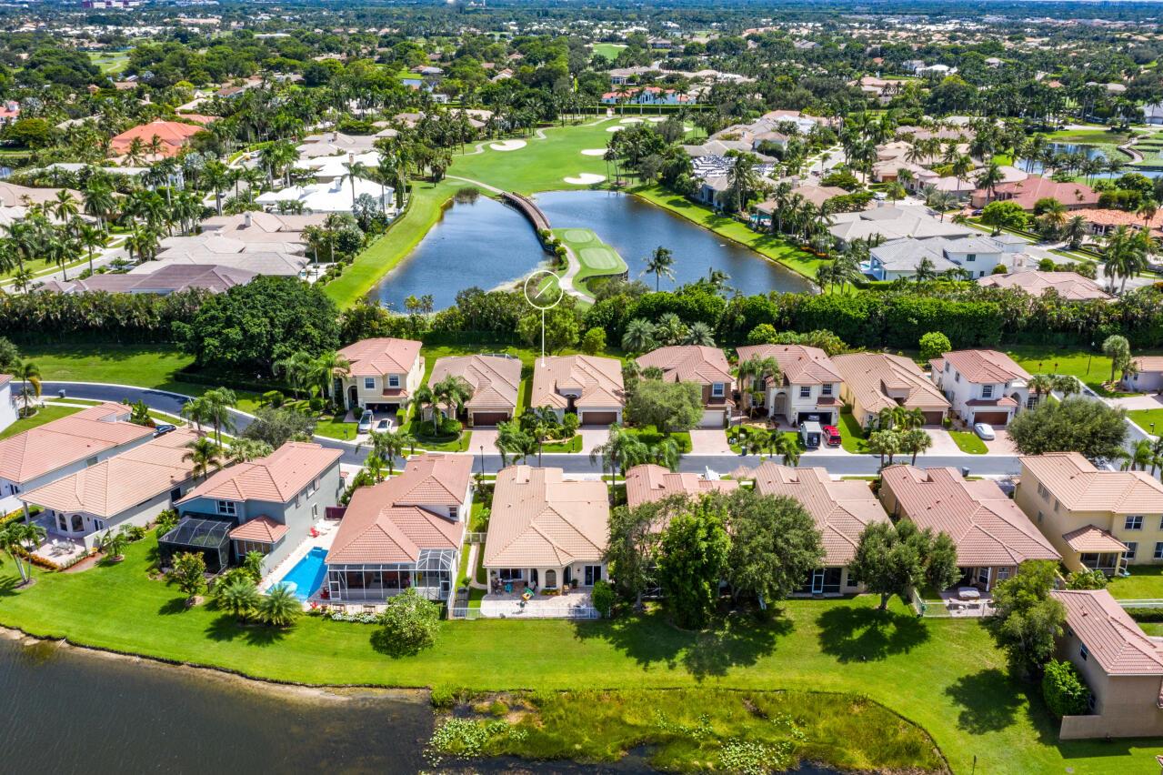 5743 Via De La Plata Circle