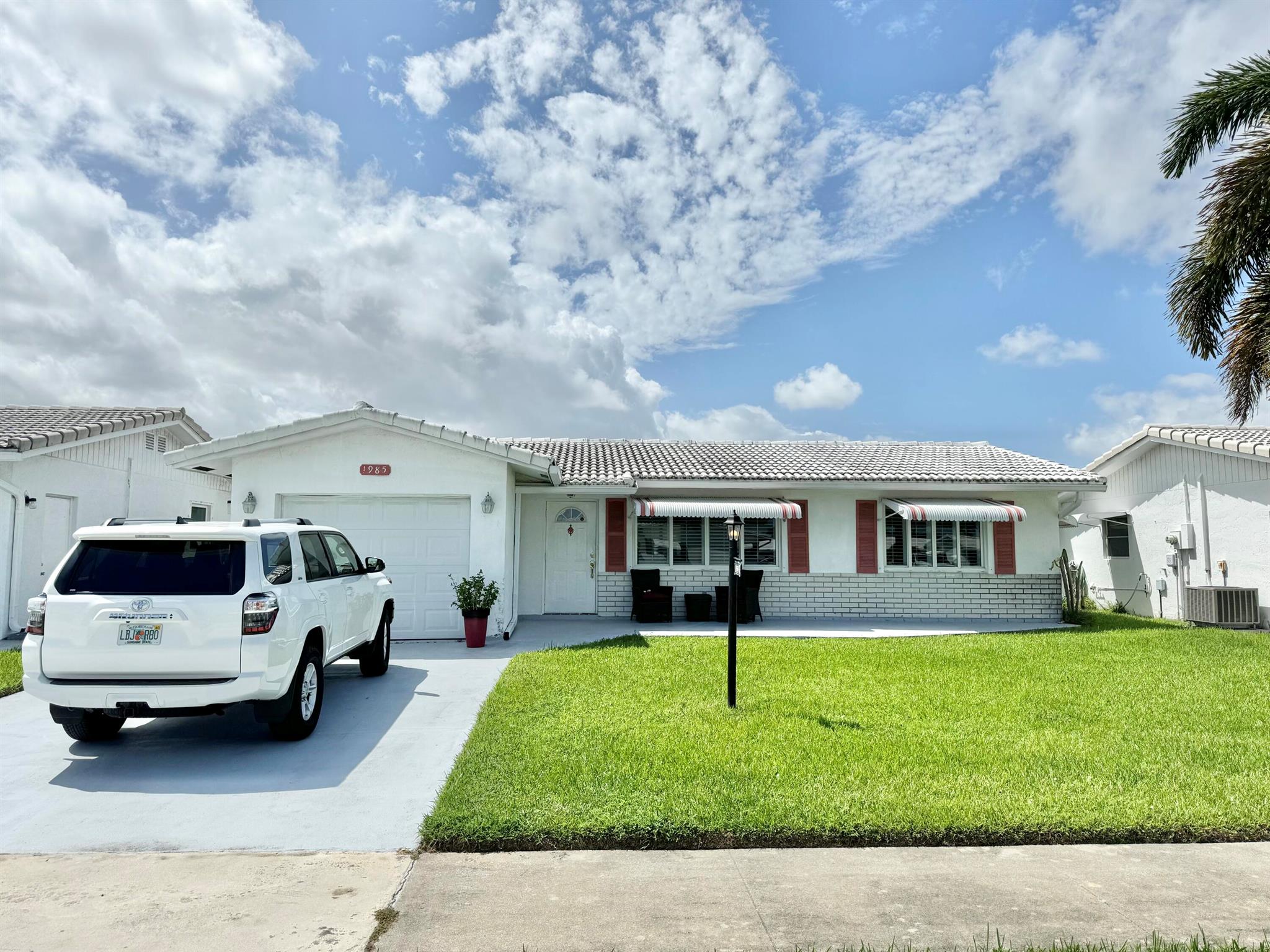 1985 Campanelli Boulevard