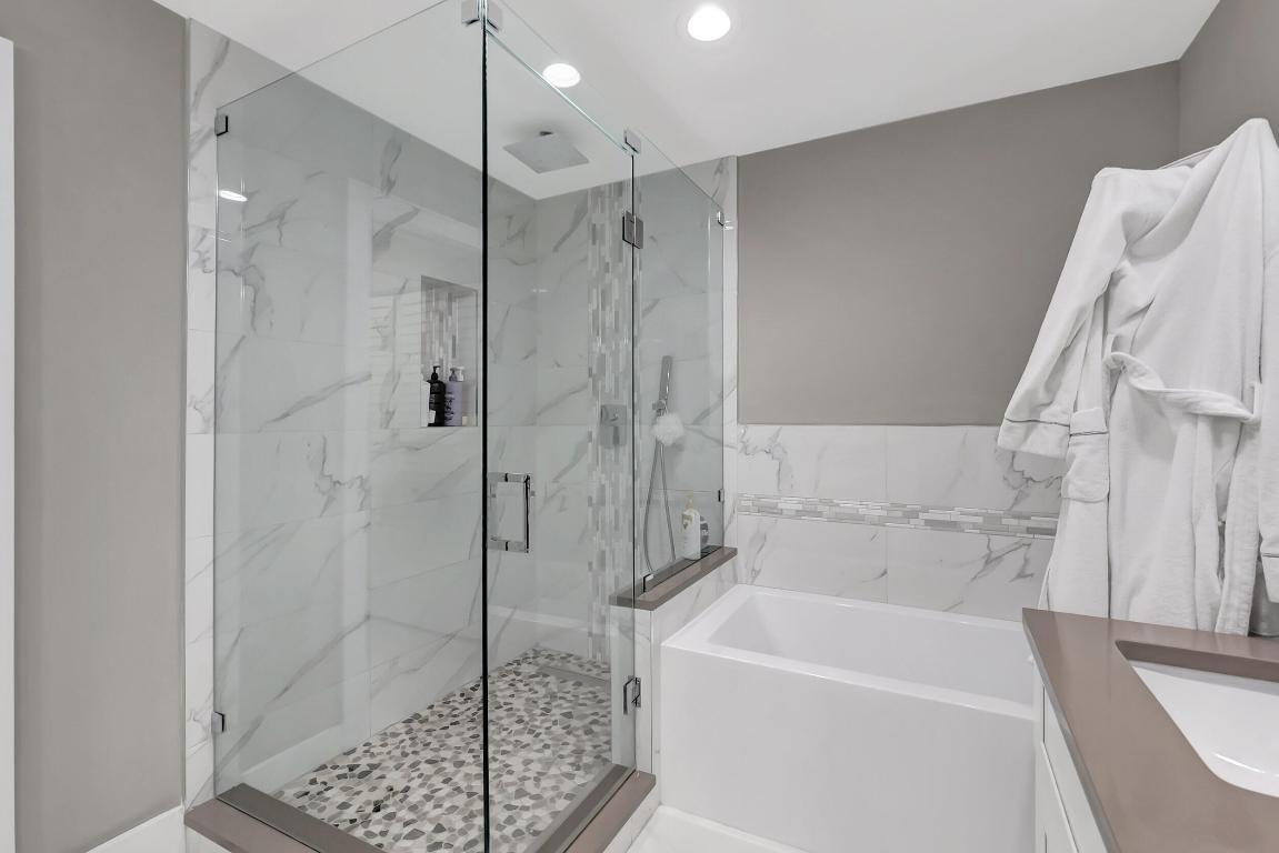 5136 Lake Catalina Drive Unit: C
