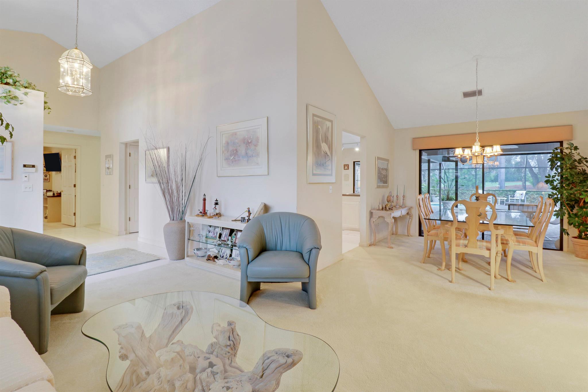 196 SE Turtle Creek Drive