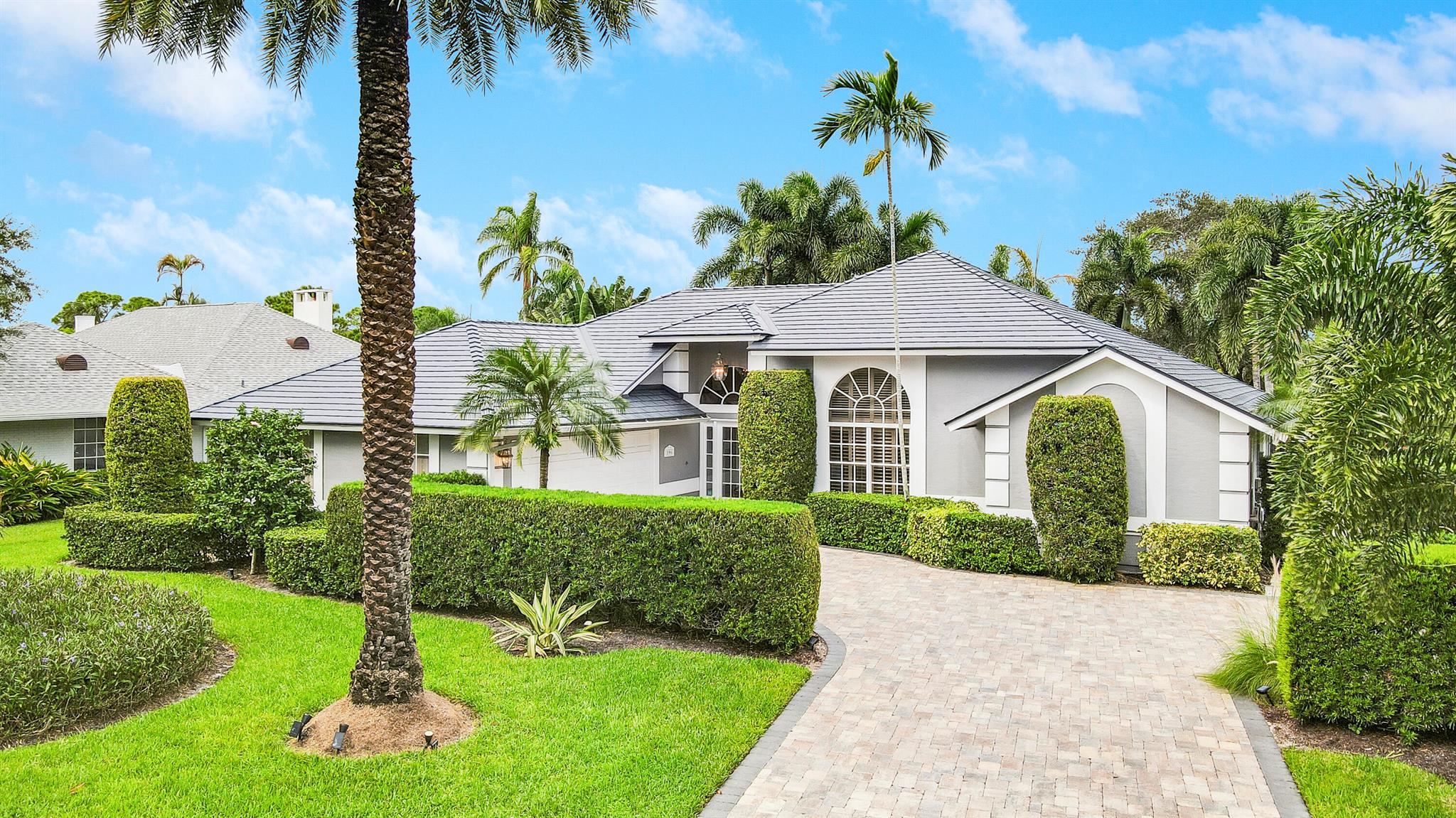 196 SE Turtle Creek Drive