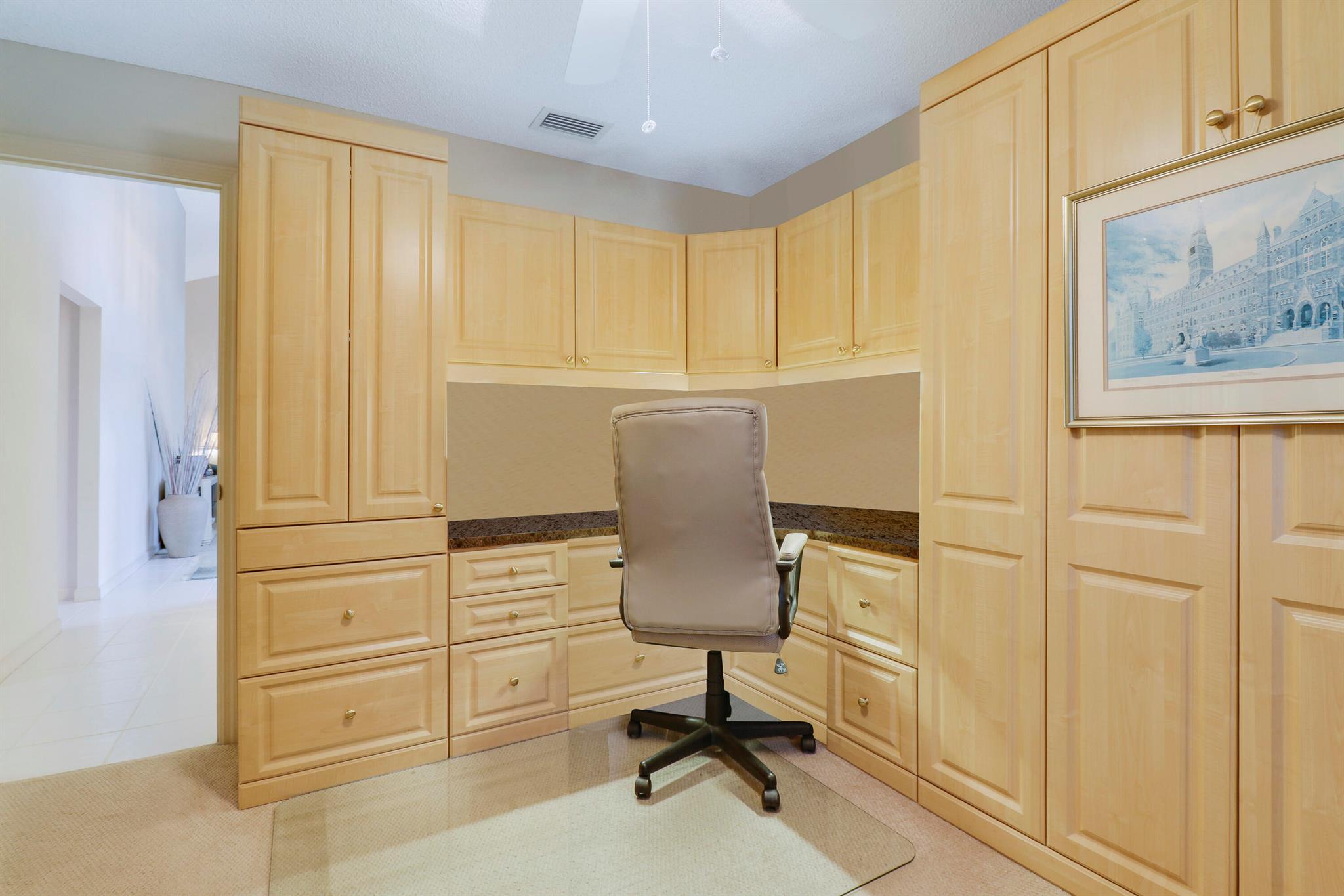 196 SE Turtle Creek Drive