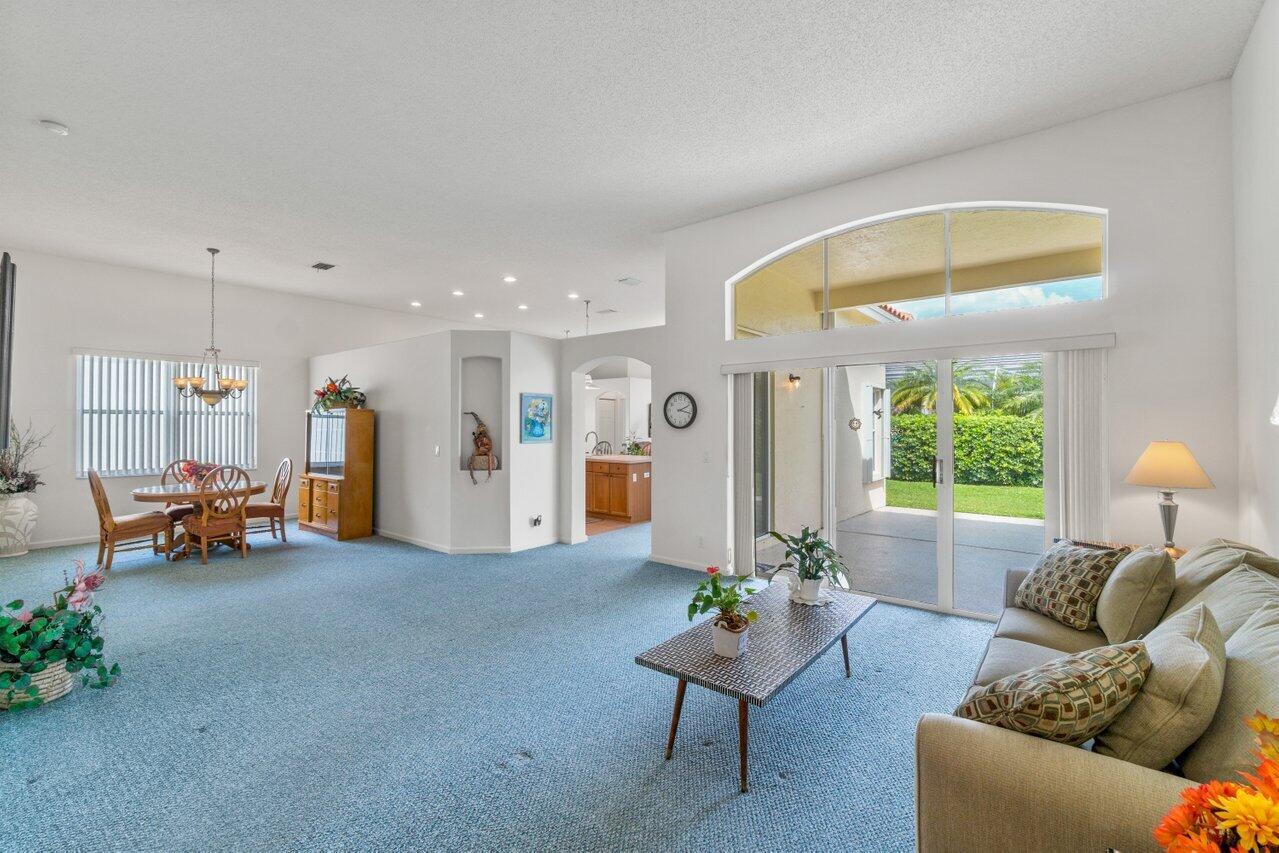 5811 La Gorce Circle