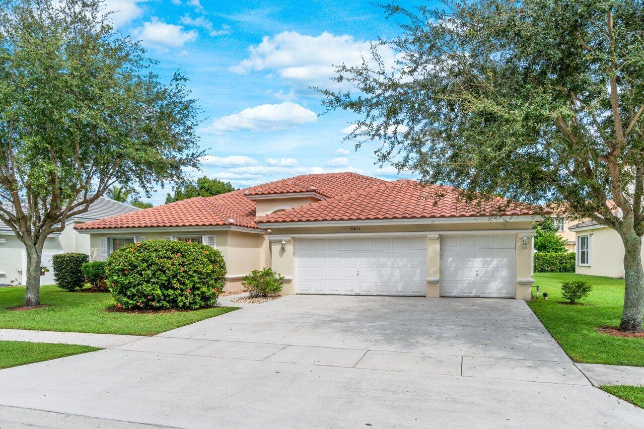 5811 La Gorce Circle