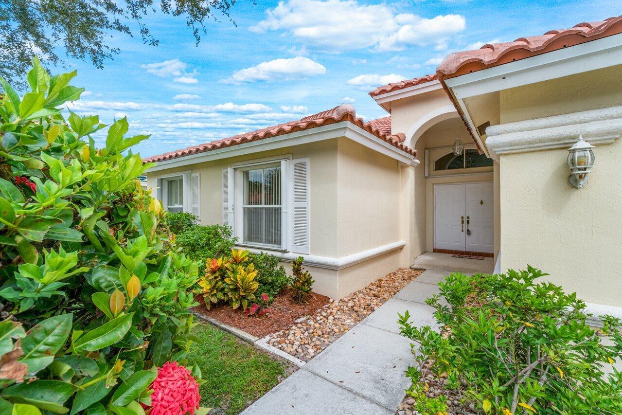 5811 La Gorce Circle