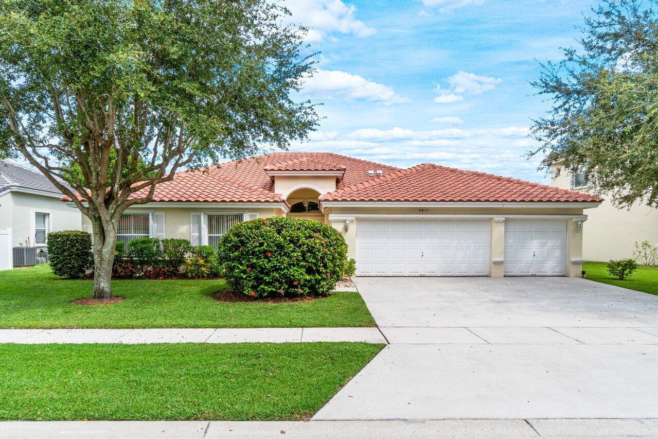 5811 La Gorce Circle