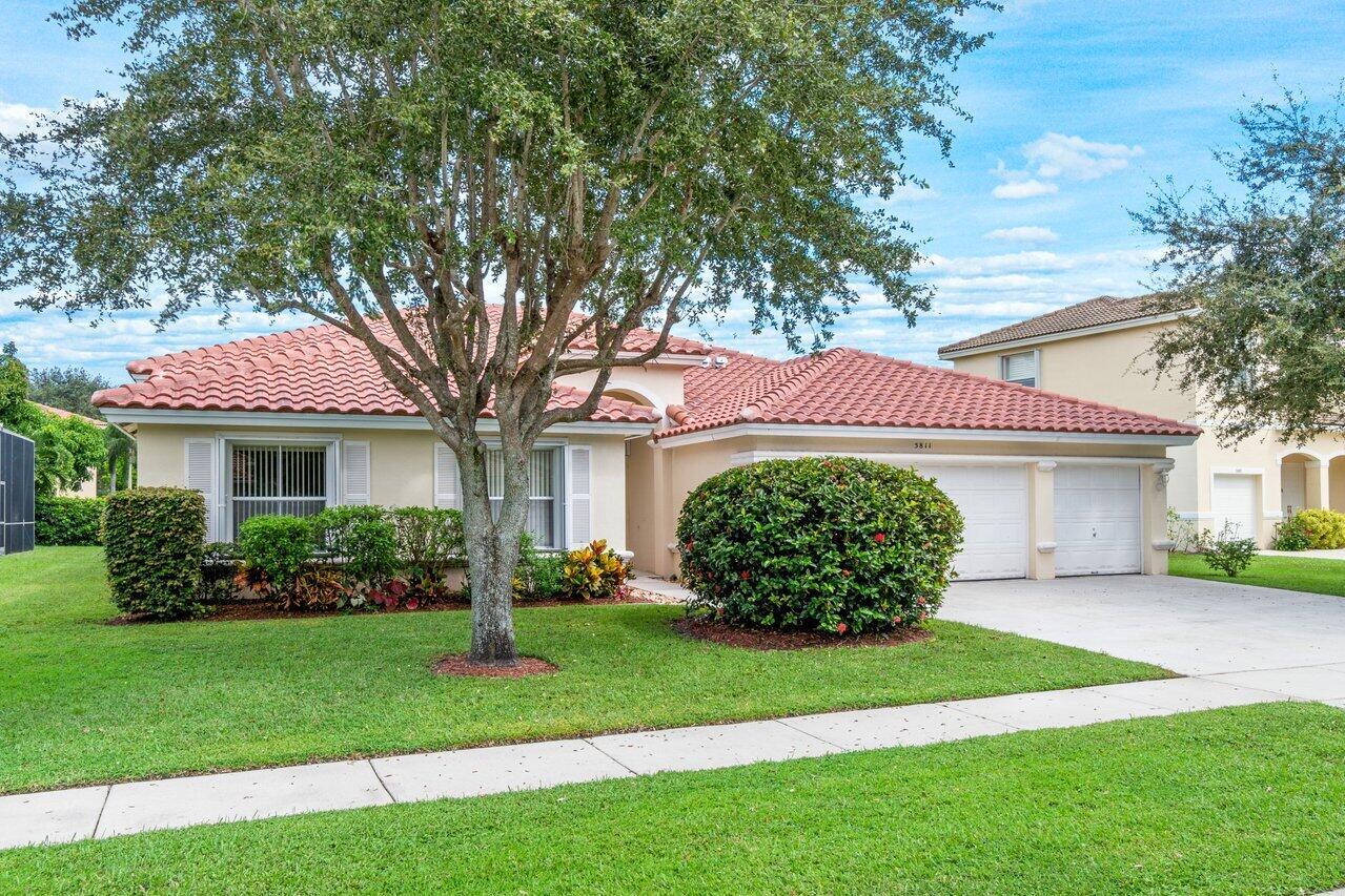 5811 La Gorce Circle