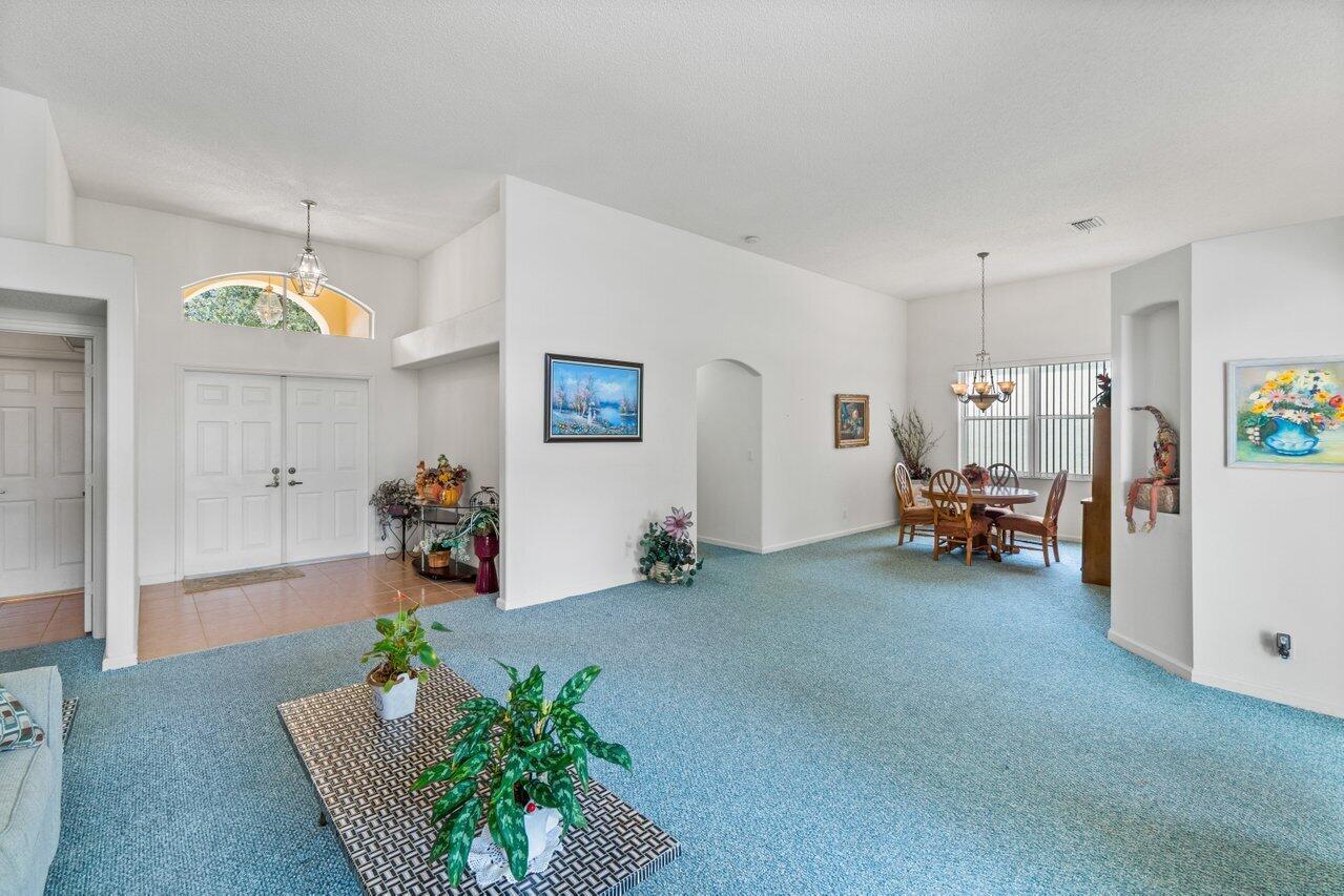 5811 La Gorce Circle