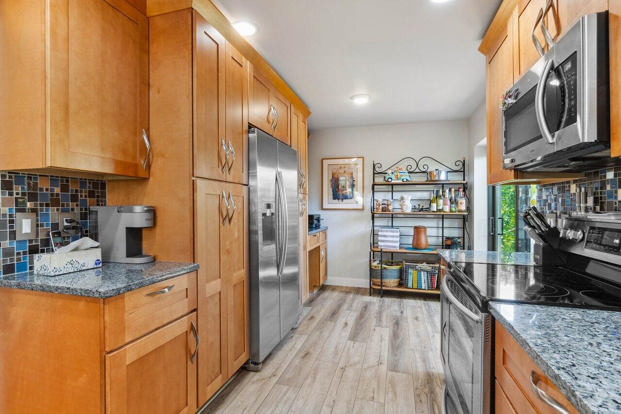 52 Stratford Lane Unit: A