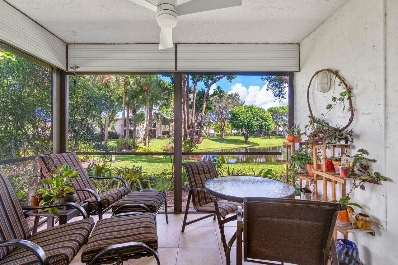 52 Stratford Lane Unit: A