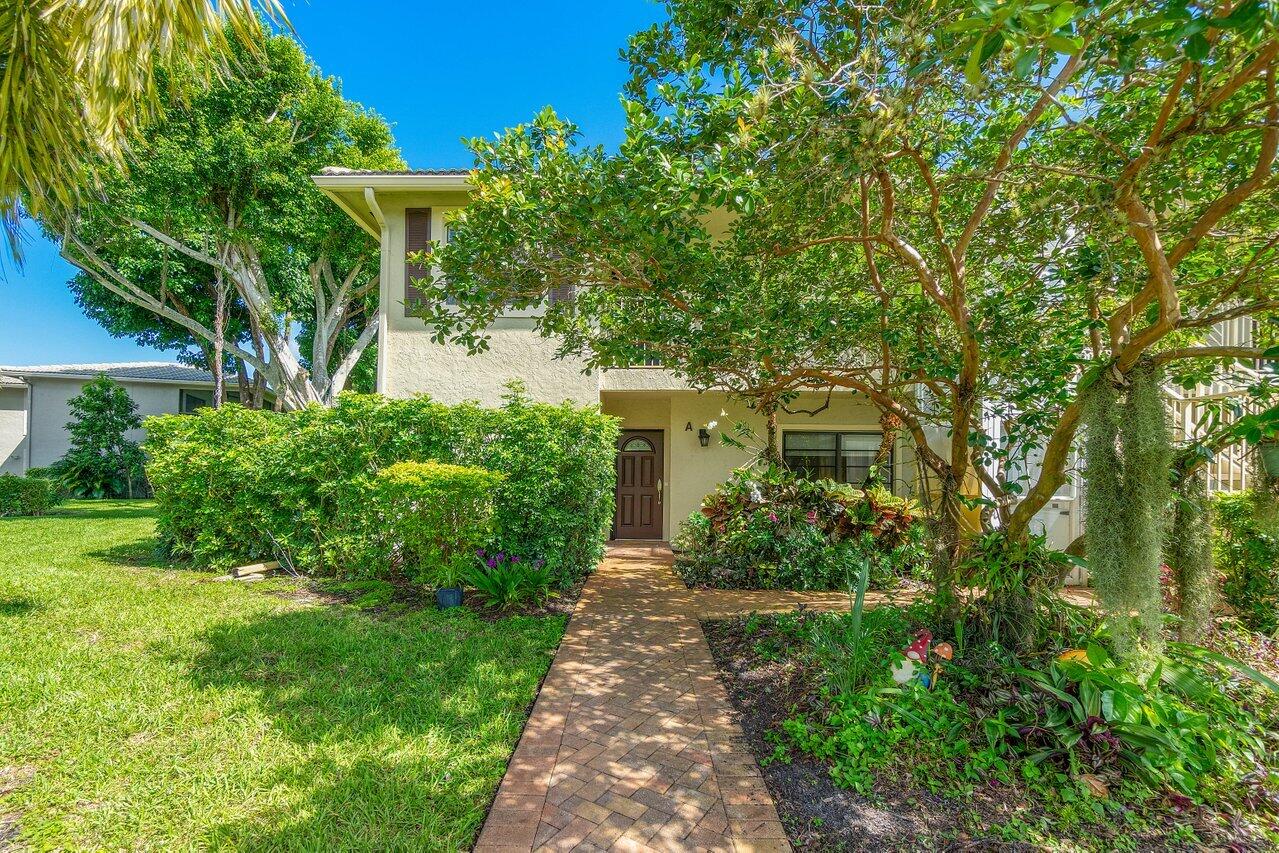 52 Stratford Lane Unit: A