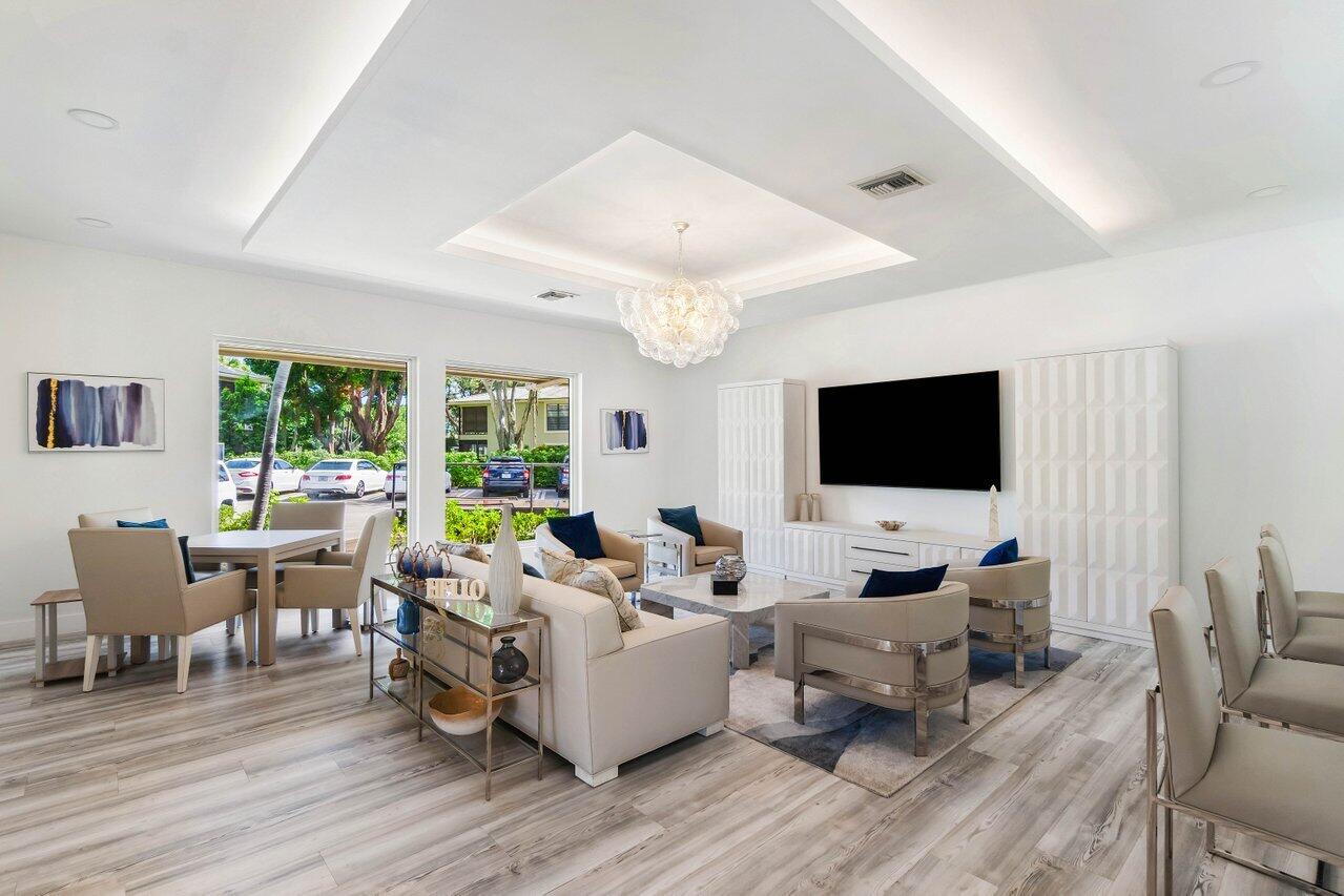 52 Stratford Lane Unit: A