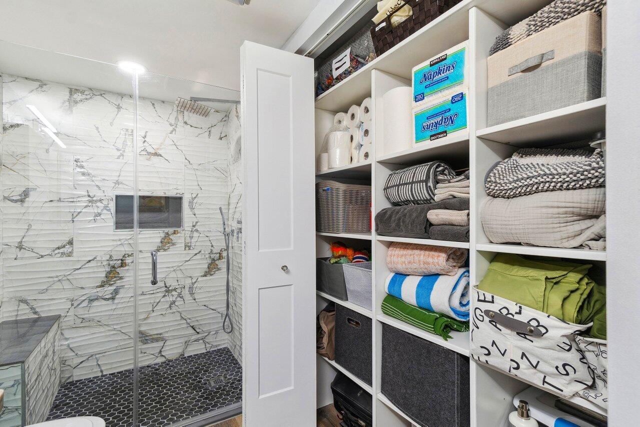 52 Stratford Lane Unit: A