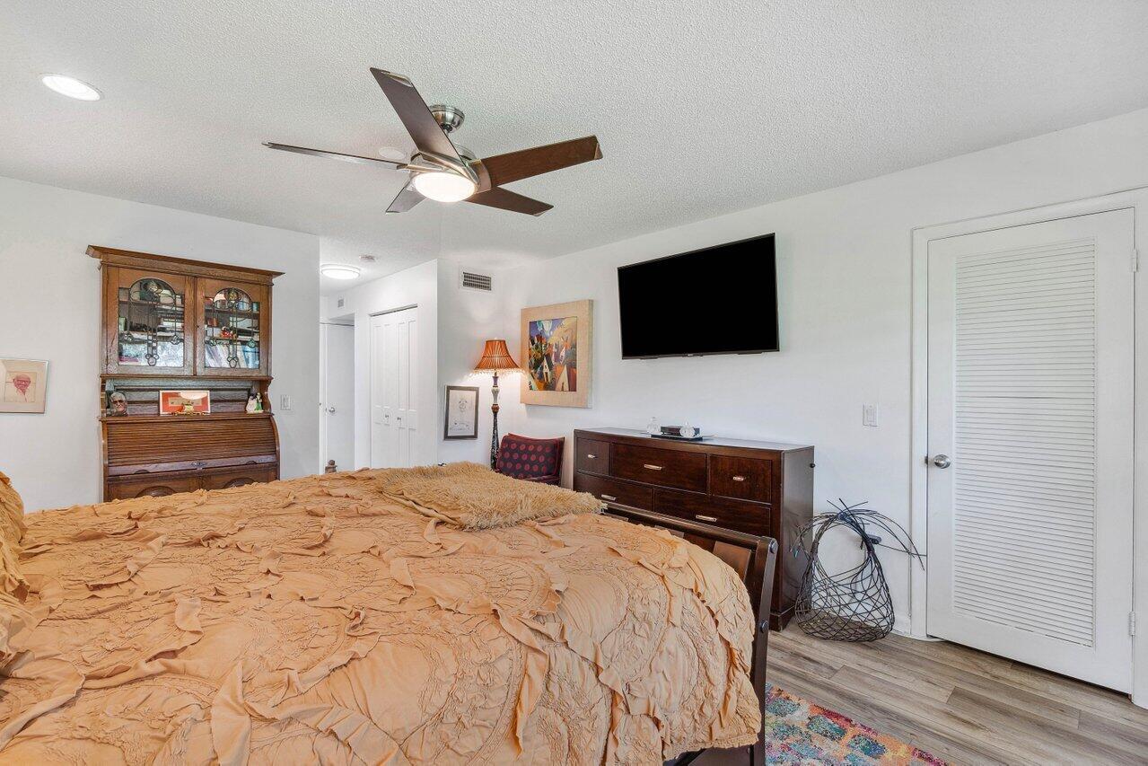 52 Stratford Lane Unit: A
