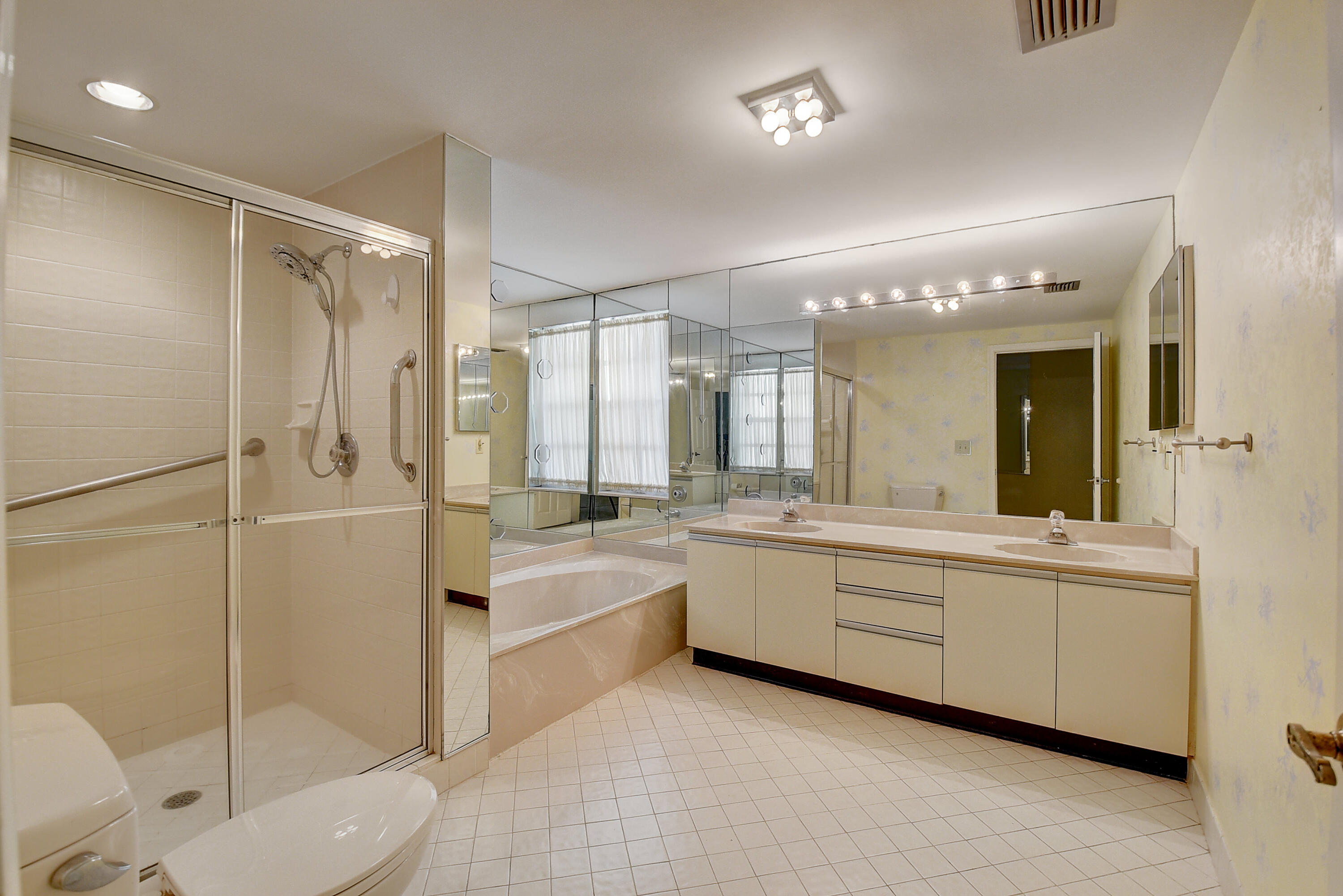 7593 Cinebar Drive, Boca Raton