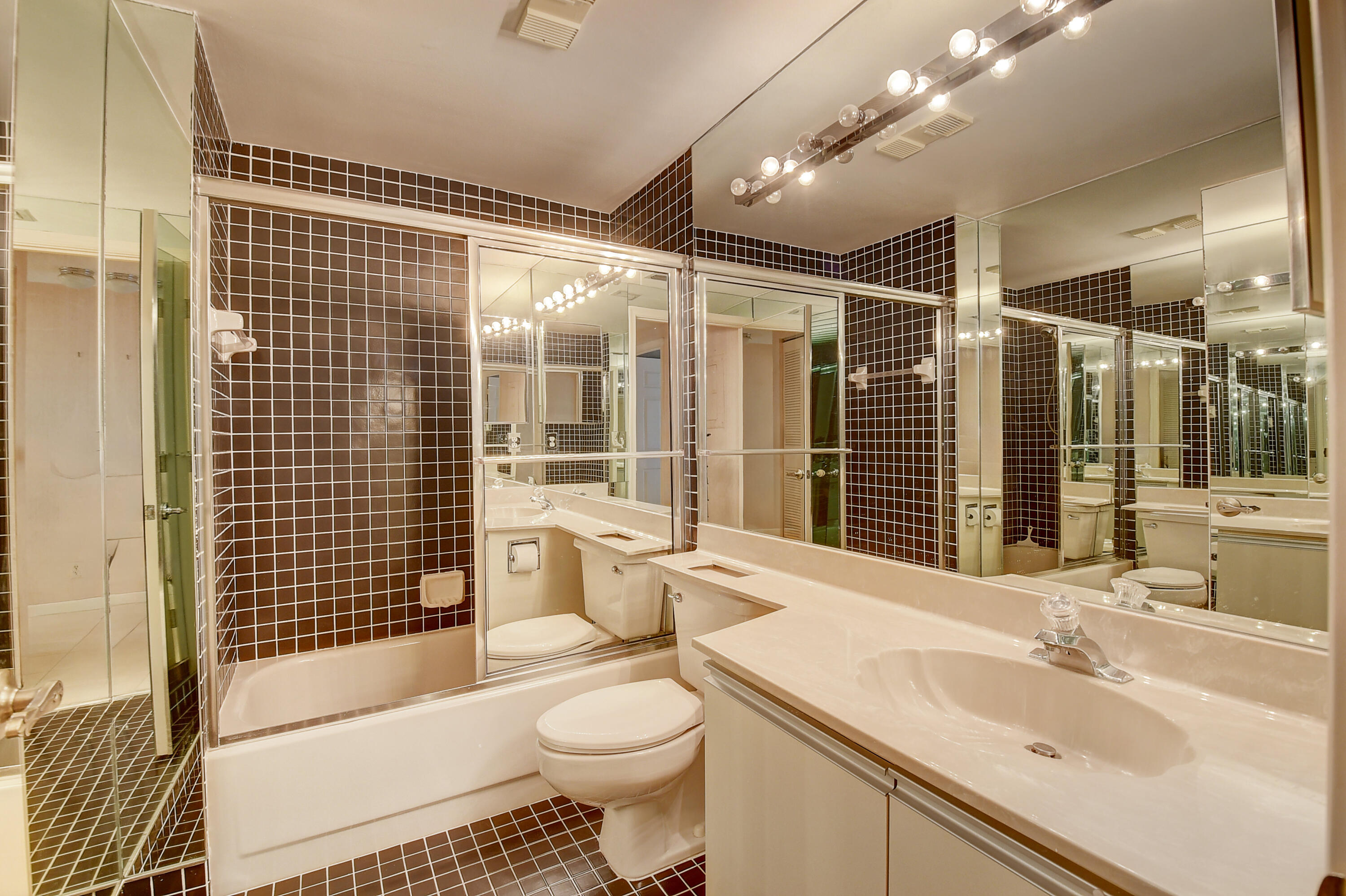 7593 Cinebar Drive, Boca Raton