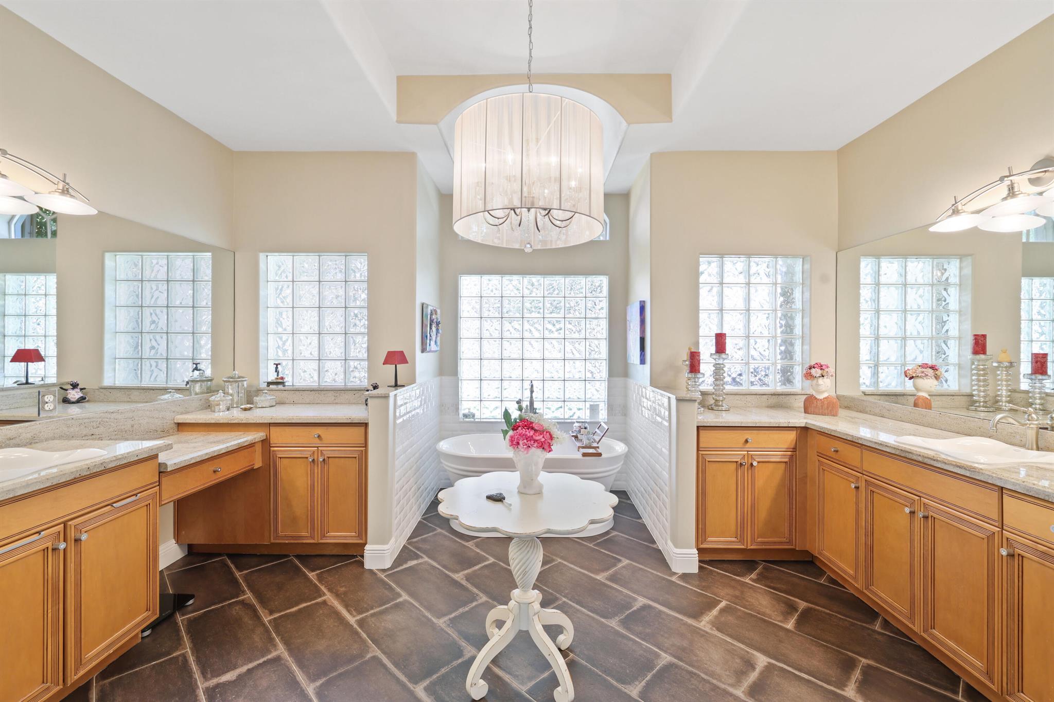 19552 Saturnia Lakes Drive