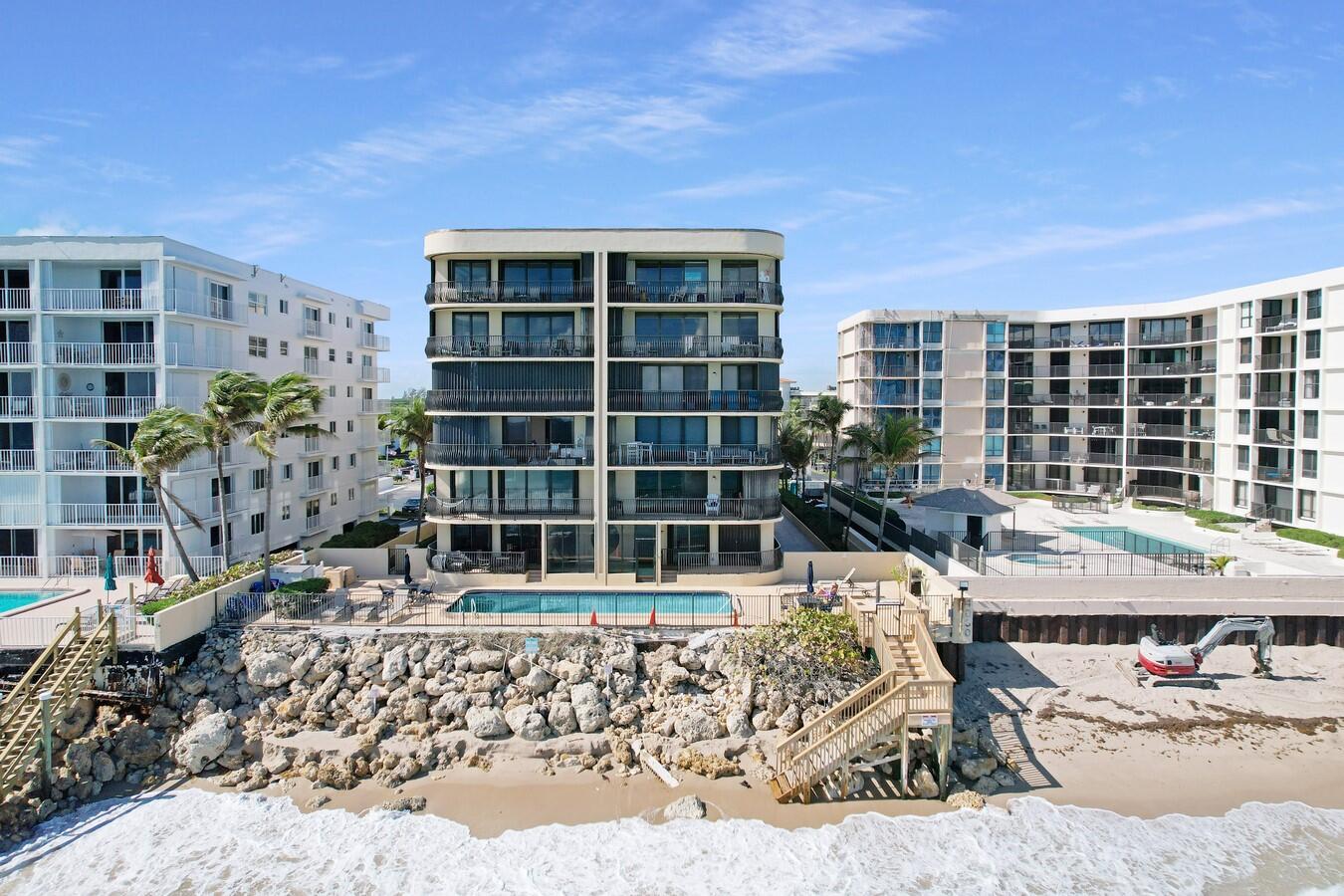 4000 S Ocean Boulevard 303, South Palm Beach Unit: 303